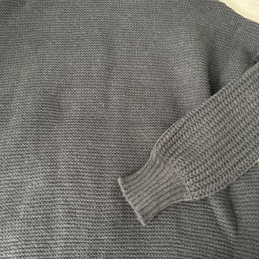 GOEGEOUS Simply Southern chunky cableknit dark blue sweater - NEW!! - Picture 7 of 14